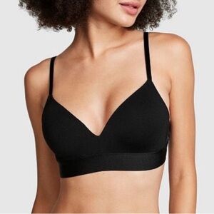 Victoria’s Secret Pink Black Wear Everywhere Wireless Lightly Lined Bra